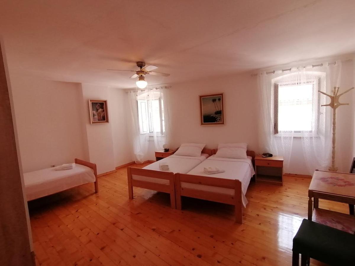 Bernik Rooms Plomin Exterior photo